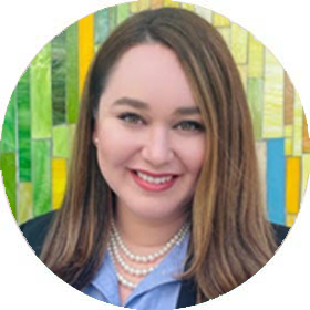 Dr. Laura Olivos